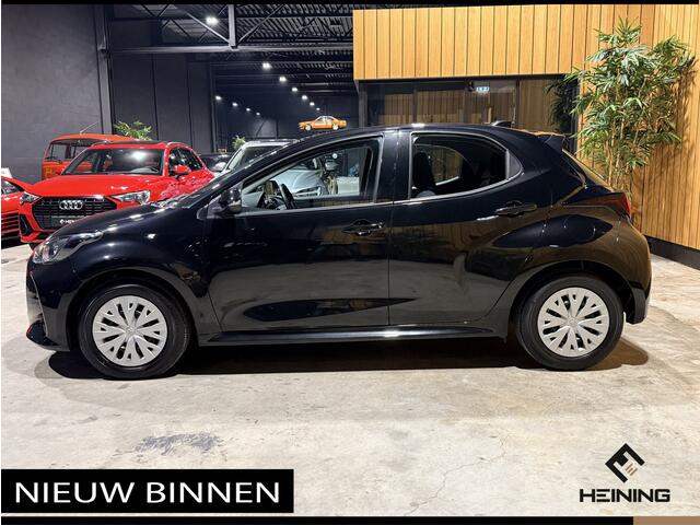 Toyota YARIS 1.5 Hybrid Active. Apple-carplay. Navi. Camera. DAB. Met NAP