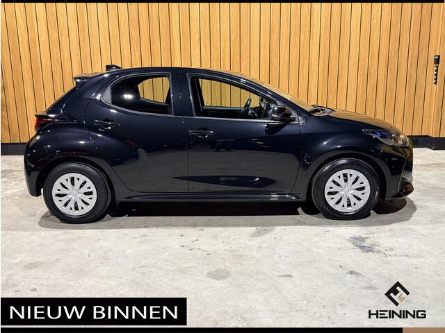 Toyota YARIS 1.5 Hybrid Active. Apple-carplay. Navi. Camera. DAB. Met NAP
