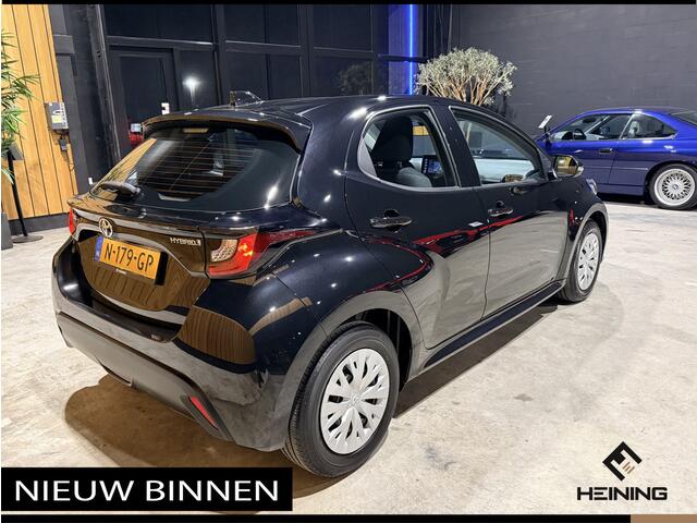 Toyota YARIS 1.5 Hybrid Active. Apple-carplay. Navi. Camera. DAB. Met NAP