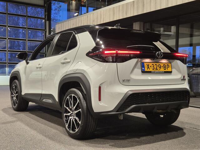 Toyota YARIS Cross 1.5 Hybrid GR Sport Panorama | JBL | HUD | Camera | LED | Etc.