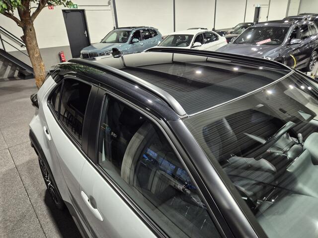 Toyota YARIS Cross 1.5 Hybrid GR Sport Panorama | JBL | HUD | Camera | LED | Etc.