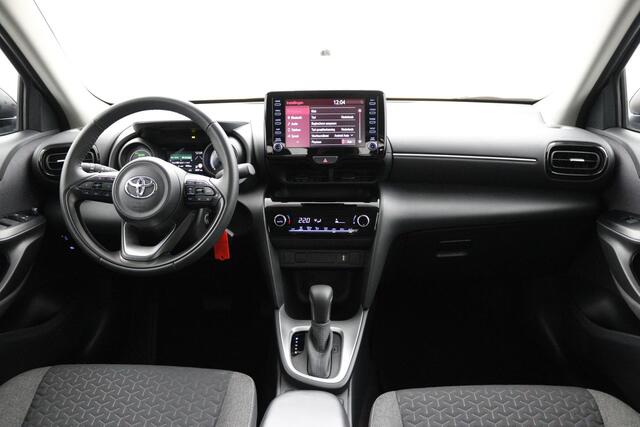 Toyota YARIS Cross 1.5 Hybrid | Lage km stand | Climate control | Parkeercamera | Parkeercamera |