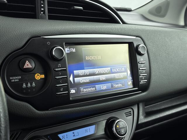 Toyota YARIS 1.5 Hybrid Dynamic | Keyless Entry/Start | Navigatiesysteem |