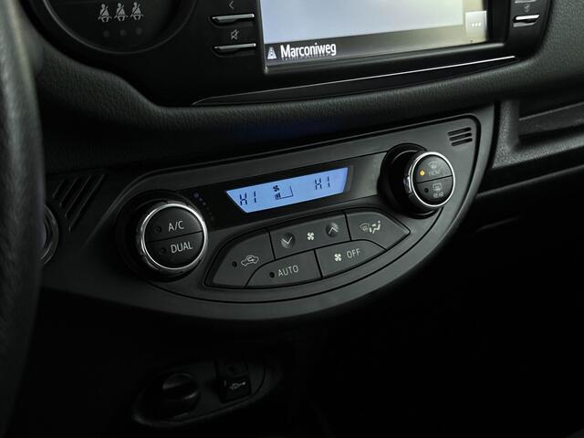 Toyota YARIS 1.5 Hybrid Dynamic | Keyless Entry/Start | Navigatiesysteem |