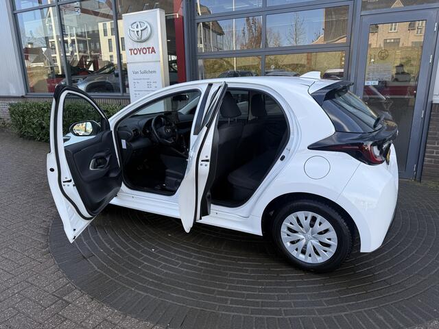Toyota YARIS 1.5 Hybrid Active