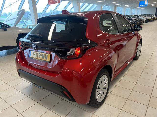 Toyota YARIS 1.5 Hybrid Active