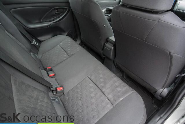 Toyota YARIS 1.5 Hybrid 10j garantie Keyless ACC