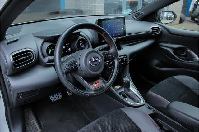 Toyota YARIS 1.5 Hybrid GR Sport |dealer onderhouden|leder alcantara|JBL|