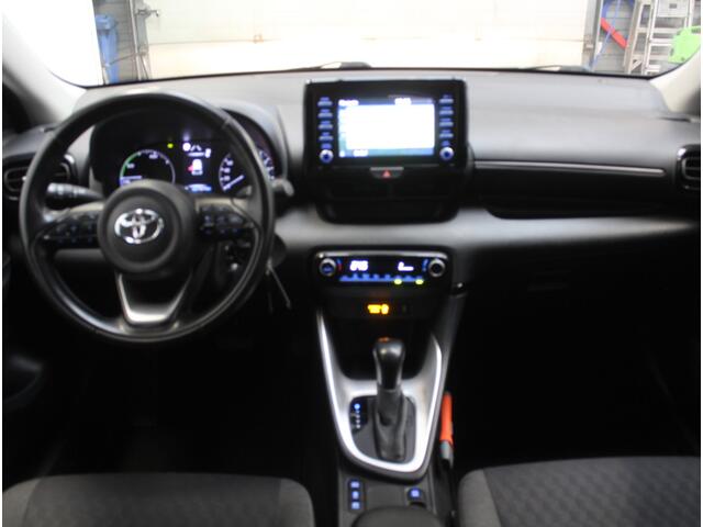 Toyota YARIS 1.5 Hybrid Active CARPLAY | CAMERA | ADAPCRUISE | LED | DAB | CLIMATE | ISOFIX