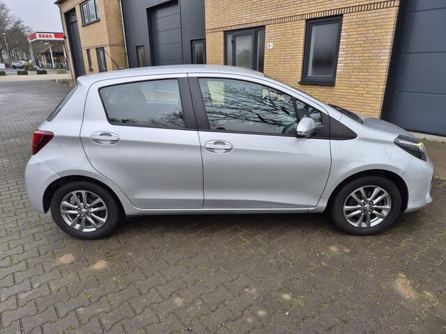 Toyota YARIS 1.3 VVT-i Trend