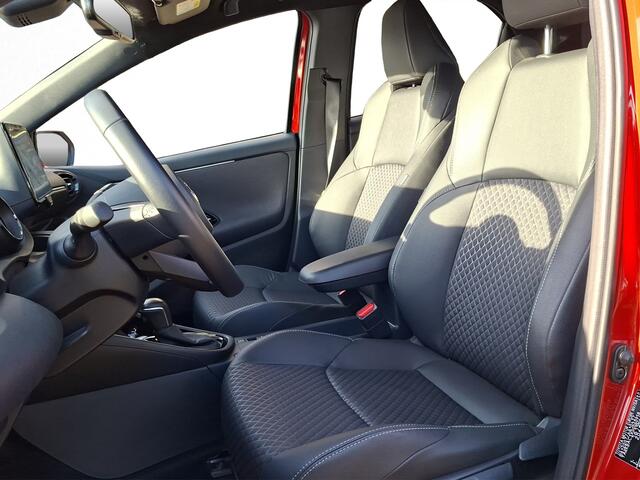 Toyota YARIS 1.5 Hybrid Executive limited | Trekhaak | Stoelverwarming | Half Leer