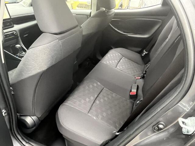 Toyota YARIS 1.5 Hybrid 115 First Edition