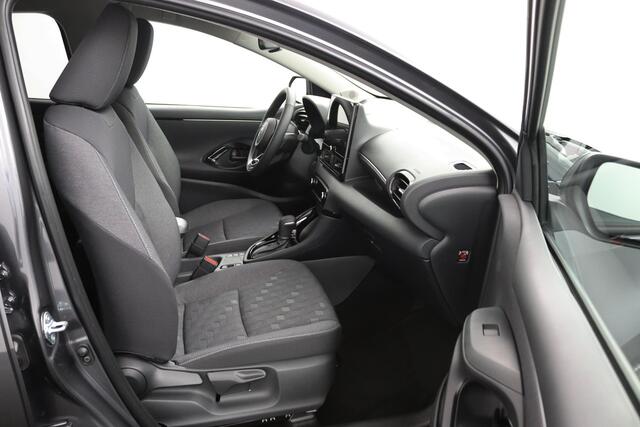 Toyota YARIS 1.5 Hybrid 115 Dynamic | Comfort Pakket | Nieuwe Auto | 10 Jaar Garantie |