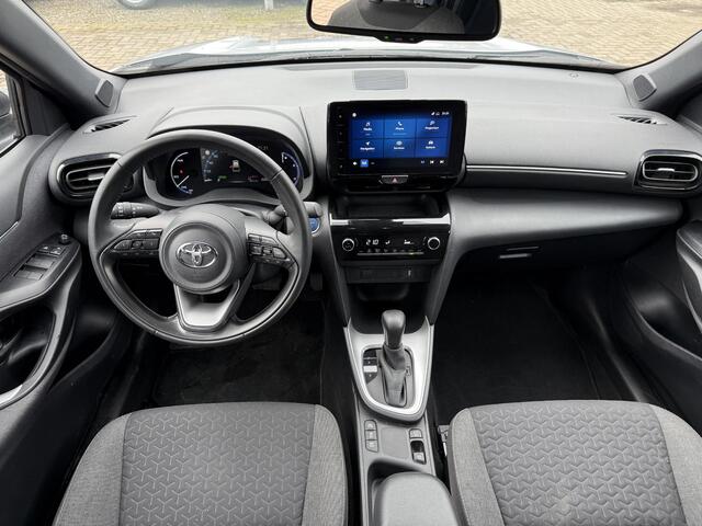 Toyota YARIS Cross 1.5 Hybrid Dynamic **ADAPTIEF CRUISECONTROL/ KEYLESS/ 36 MAANDEN GARANTIE**