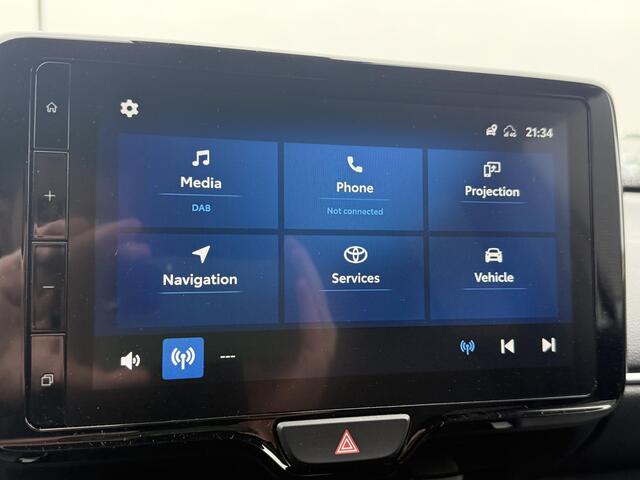 Toyota YARIS Cross 1.5 Hybrid Dynamic **ADAPTIEF CRUISECONTROL/ KEYLESS/ 36 MAANDEN GARANTIE**