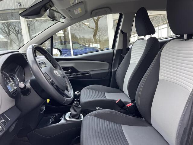 Toyota YARIS 1.5 VVT-i Comfort | Airconditioning | Bluetooth