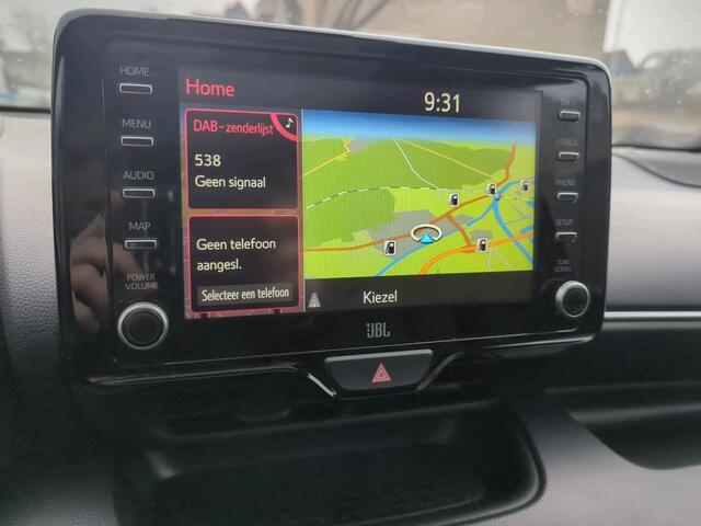 Toyota YARIS 1.5 93pk Hybrid Executive Automaat Panoramadak Camera Navigatie