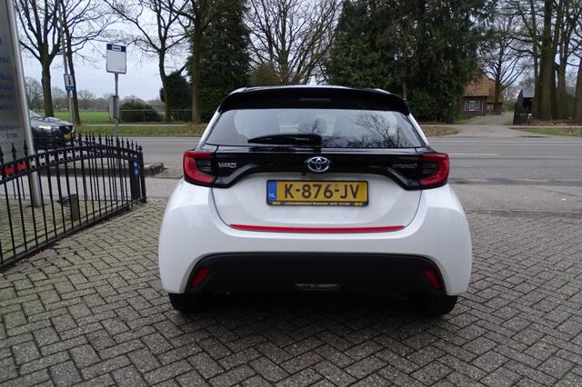 Toyota YARIS 1.5 Hyb. Dynamic CLIMA LED VERL 1e eig