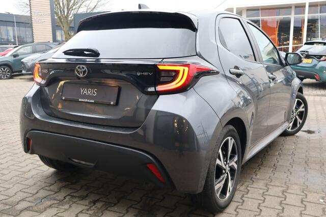 Toyota YARIS 1.5 Hybrid 115 Dynamic | Comfort Pack | Blindspot | Stuur en sto