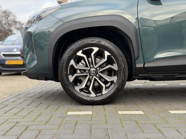 Toyota YARIS Cross 1.5 Hybrid 130 Style Parkeersensoren V+A, Dodehoekdetectie, Navigatie
