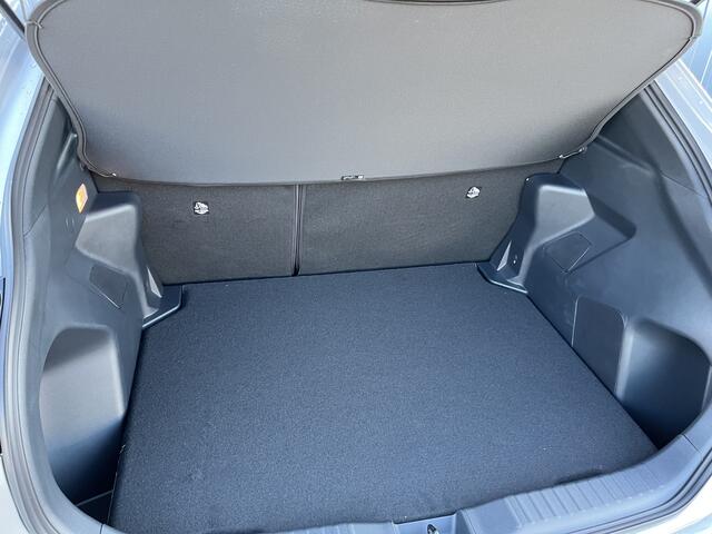 Toyota YARIS Cross 1.5 Hybrid 130 Dynamic Comfort Pack Stoel stuur Verwarmd Parkeersensoren BSM