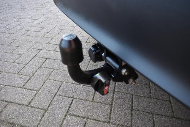 Toyota YARIS Cross 1.5 Hybrid Dynamic Plus FULL TREKH. NIEUWST.