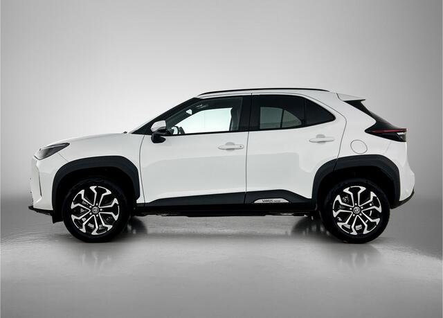 Toyota YARIS Cross 1.5 Hybrid 115 First Edition | 17" Lichtmetalen velgen | Parkeercamera | Navigatie | Cruise Control Adaptief |