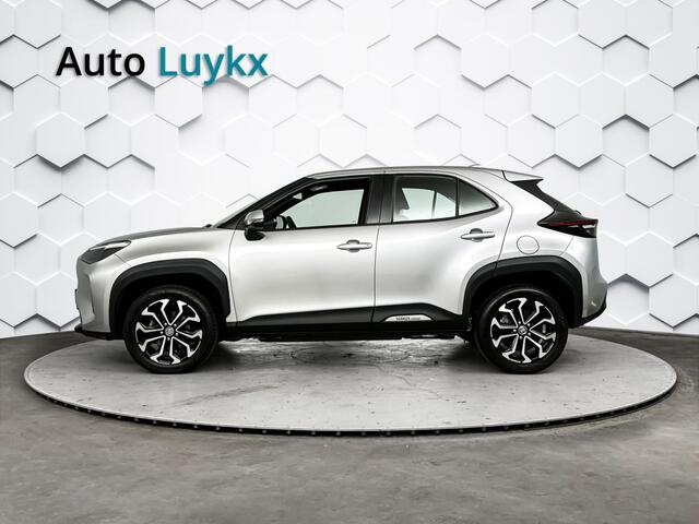 Toyota YARIS Cross 1.5 Hybrid Dynamic | Navigatie | 17'' L.M. Velgen | Adaptieve Cruise Control