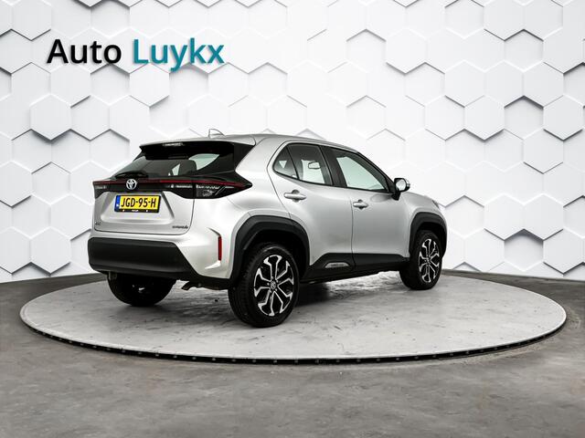 Toyota YARIS Cross 1.5 Hybrid Dynamic | Navigatie | 17'' L.M. Velgen | Adaptieve Cruise Control