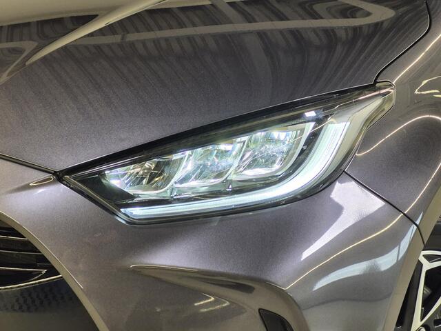 Toyota YARIS 1.5 Hybrid Dynamic | Dealeronderhouden | Keyless | LED | Carplay | Adapt. cruise |