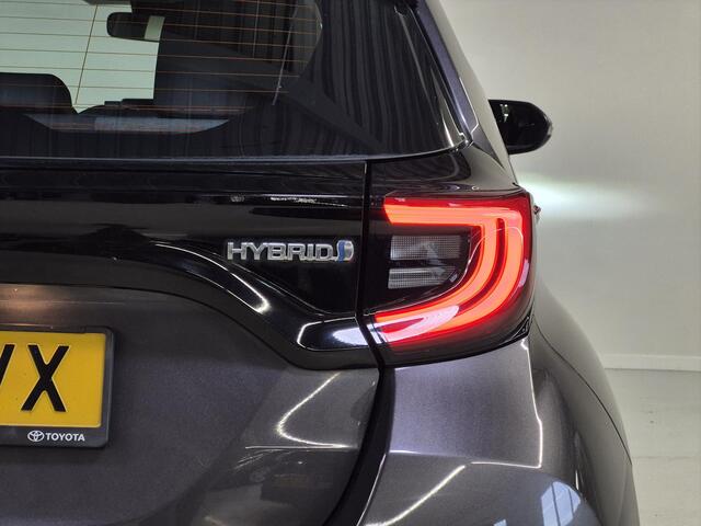 Toyota YARIS 1.5 Hybrid Dynamic | Dealeronderhouden | Keyless | LED | Carplay | Adapt. cruise |