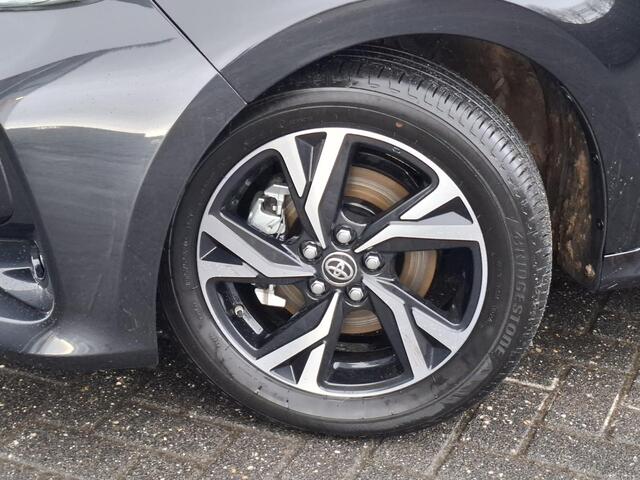 Toyota YARIS 1.5 Hybrid 115 First Edition