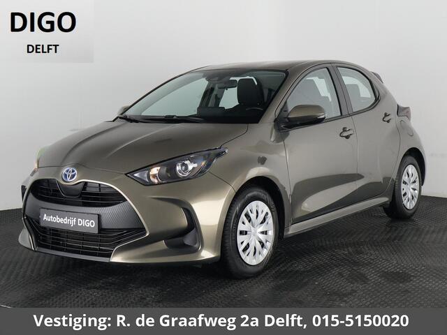 Toyota YARIS 1.5 Hybrid Active | Navigatie | Camera | Cruise control | Lane assist |