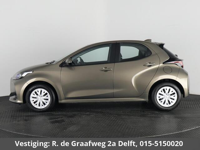 Toyota YARIS 1.5 Hybrid Active | Navigatie | Camera | Cruise control | Lane assist |