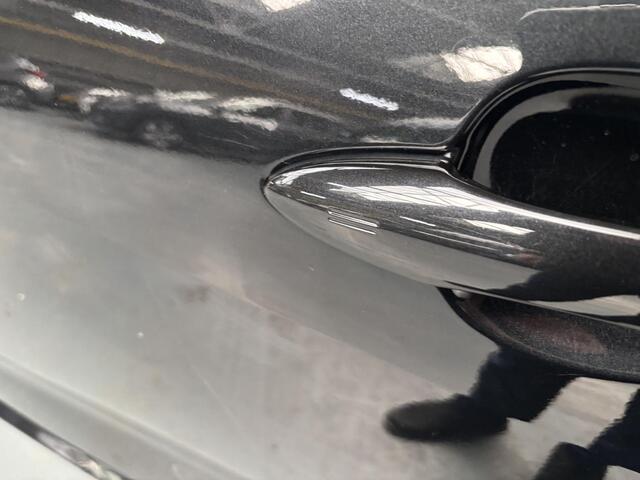 Toyota YARIS 1.5 Hybrid 115 Dynamic APPLE CARPLY / ANDROID AUTO, SLECHTS 8.759KM, STOELVERWARMING!!!