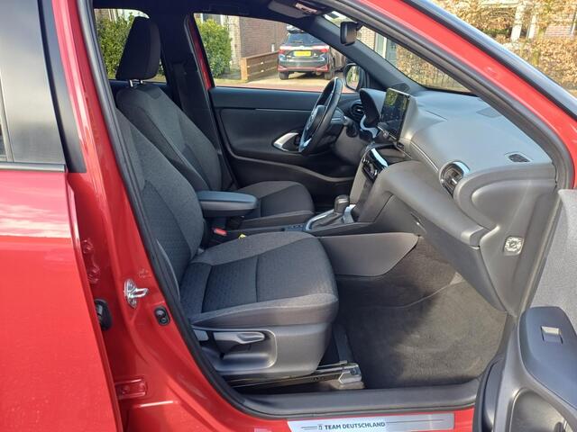 Toyota YARIS TOYOTA CROSS 1.5 Hyb D-Team Full options