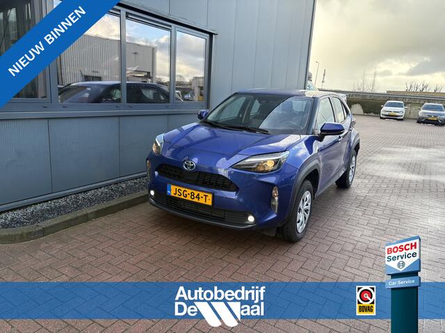 Toyota YARIS Cross 1.5 Hybrid Active CAMERA/CLIMA/ADAPT/CRUISE/DAB/CARPLAY