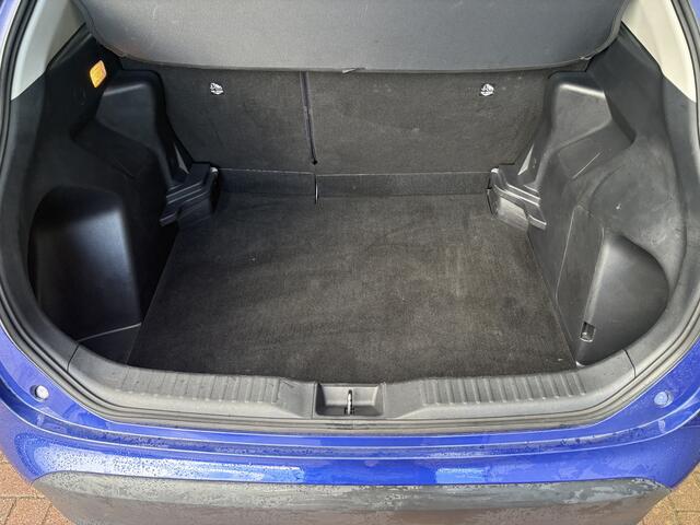 Toyota YARIS Cross 1.5 Hybrid Active CAMERA/CLIMA/ADAPT/CRUISE/DAB/CARPLAY