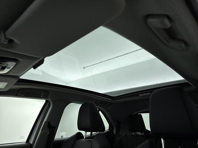 Toyota YARIS Cross 1.5 Hybrid Executive | Panoramadak | JBL Premium Audio | Stoelverwarming | Elek. Kofferklep |