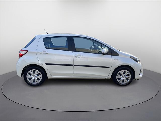 Toyota YARIS 1.5 Hybrid Active | Navigatie | Automaat | Trekhaak | Parkeer camera |