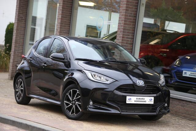 Toyota YARIS 1.5 Hybrid Dynamic Navi LED Camera ACC