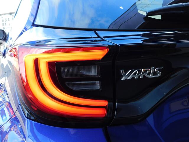 Toyota YARIS 1.5 Hybrid 115 First Edition | Stoel en Stuurverwarming