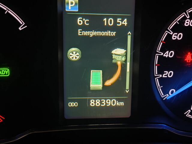 Toyota YARIS 1.5 Hybrid Active Rijklaar + 12 maanden Bovag-garantie Henk Jongen Auto's in Helmond, al 50 jaar service zoals 't hoort!