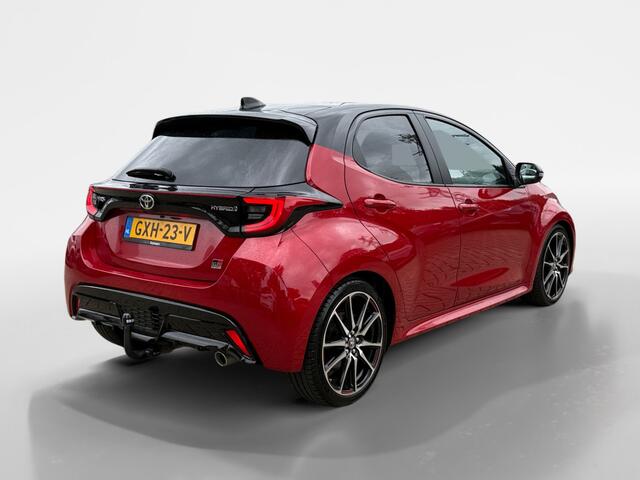 Toyota YARIS 1.5 Hybrid GR Sport I Panoramadak I Trekhaak I Leder