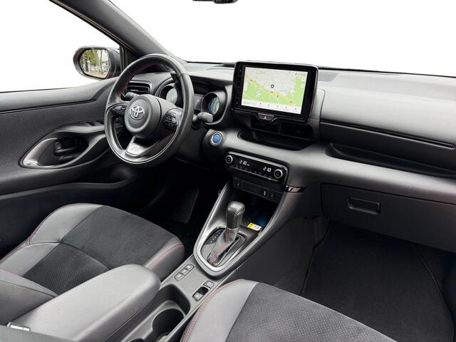 Toyota YARIS 1.5 Hybrid GR Sport I Panoramadak I Trekhaak I Leder