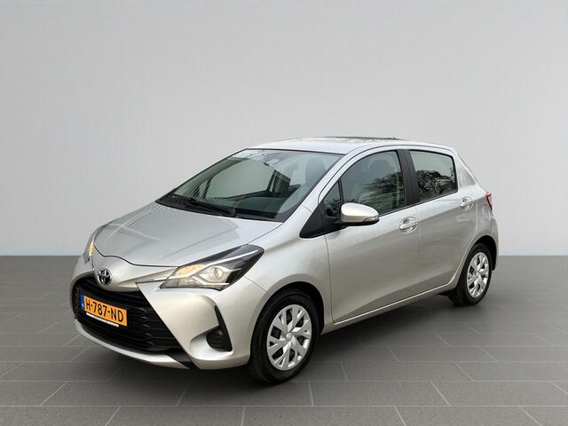 Toyota YARIS 1.5 VVT-i Active | Navi | Camera | Sport |