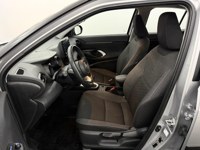 Toyota YARIS Cross 1.5 Hybrid 115 Dynamic Camera, Apple carplay, Rijstrook correctie, Cruise control, Clima, Lichtmetalen velgen, 7 jaar garantie