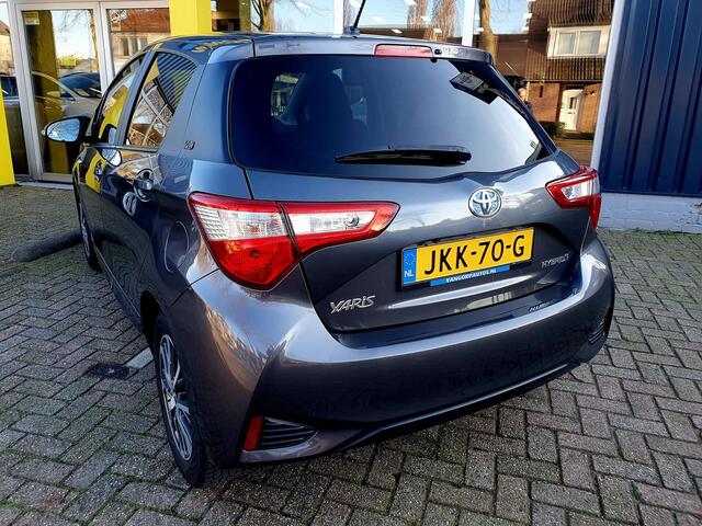 Toyota YARIS 1.5 Hybrid Dynamic All-in prijs!
