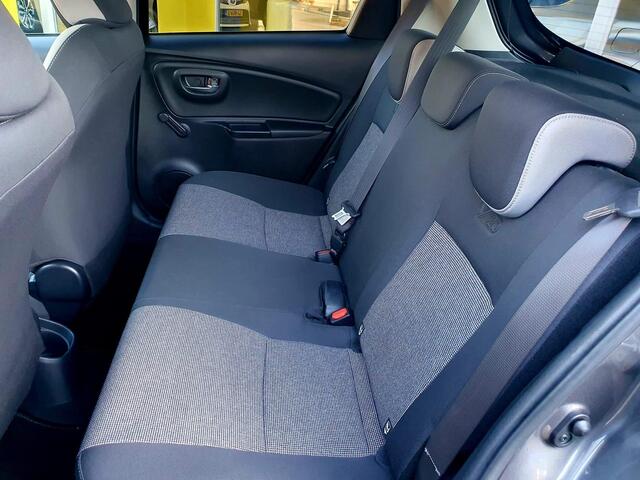 Toyota YARIS 1.5 Hybrid Dynamic All-in prijs!