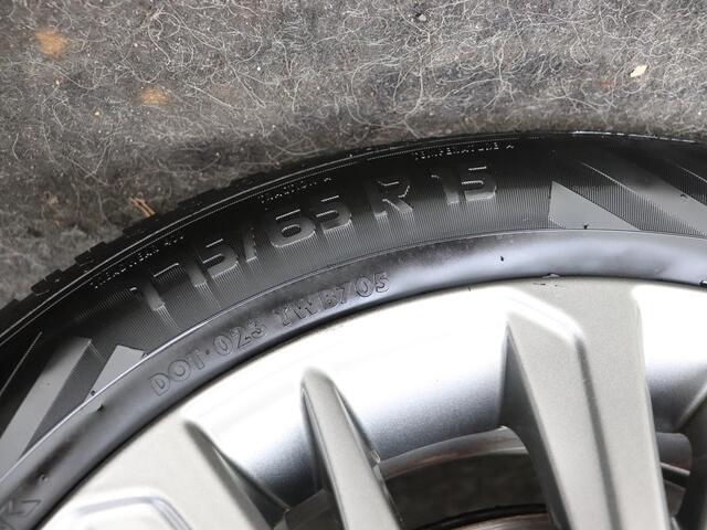 Toyota YARIS 1.5 Hybrid Dynamic Navigatie | dealeronderhouden |